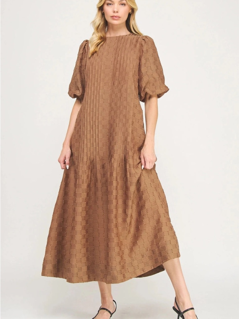 Women's Brown Textured Puff-Sleeve Midi Dress